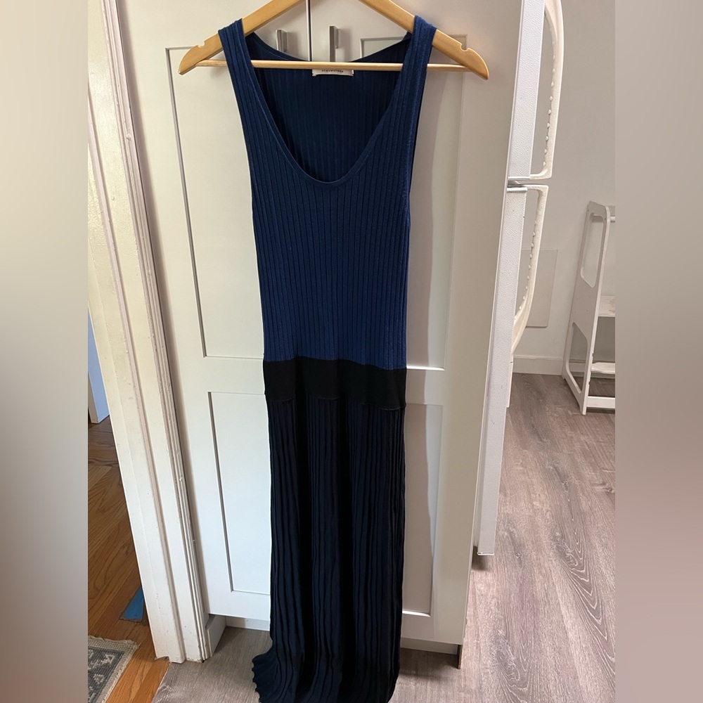Elegant Blue and Black Sleeveless Dress Dorothee Schumacher 2 knit smock